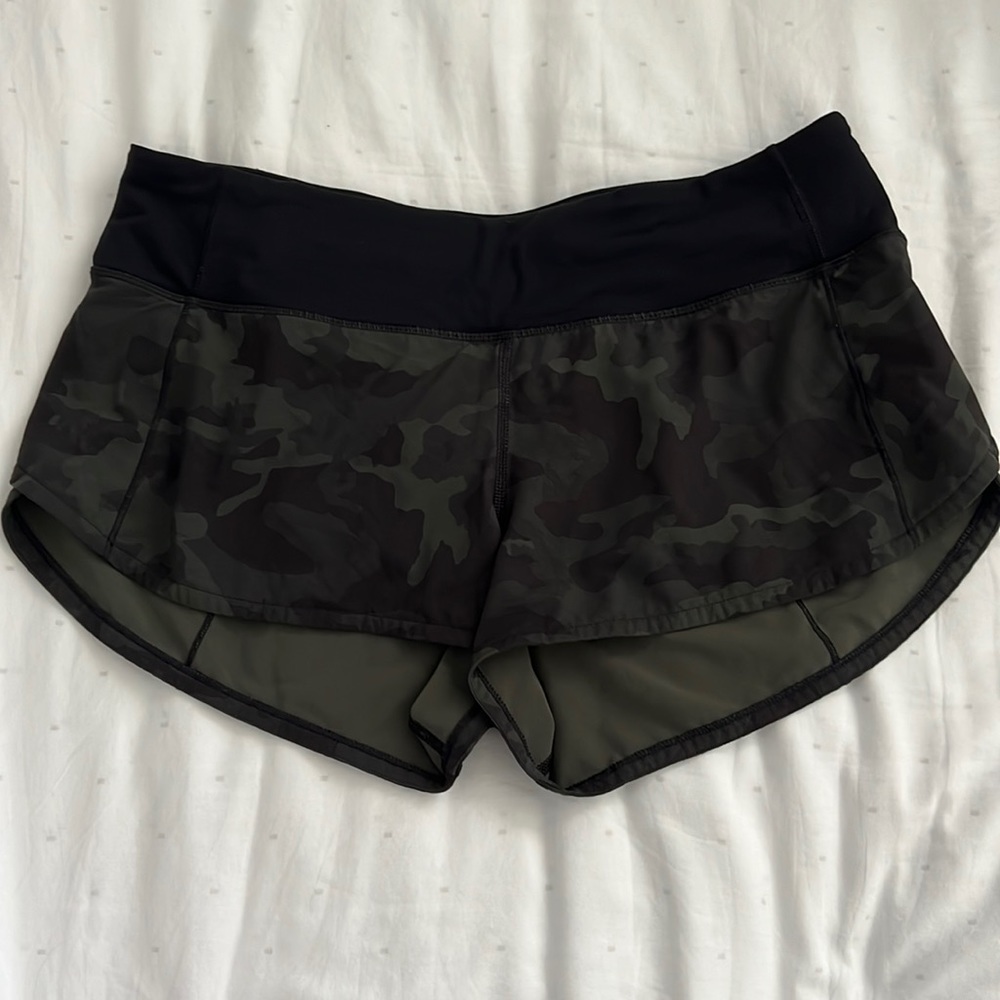 speed up 2.5 inseam lululemon shorts